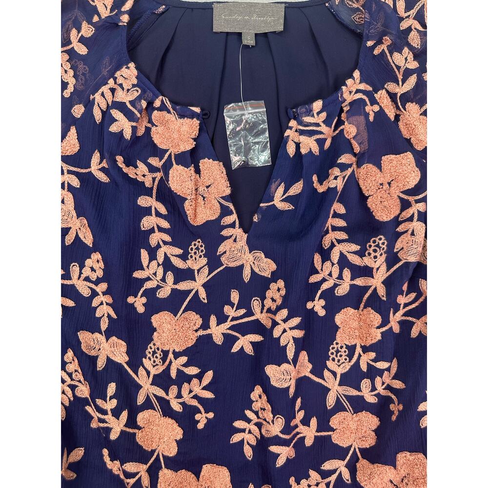 NWOT Anthropologie Sunday in Brooklyn Navy Pink Embroidered Floral Blouse Size S - Picture 6 of 11